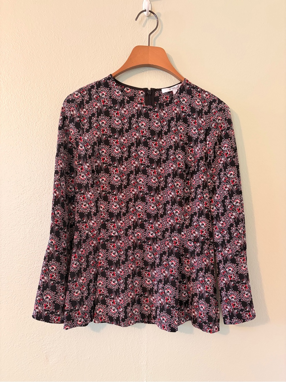 Derek Lam Black Silk Floral-Print Long Sleeve Blouse with Red and White Accents